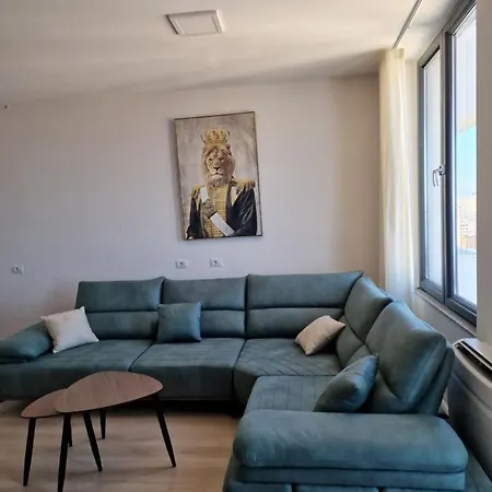 Absolut Vollga 公寓 Durrës